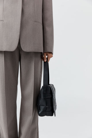 WOVEN ENVELOPE MINI TOTE - BLACK