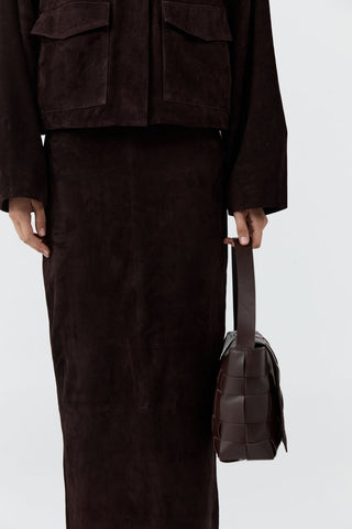 WOVEN ENVELOPE MINI TOTE - CHOCOLATE
