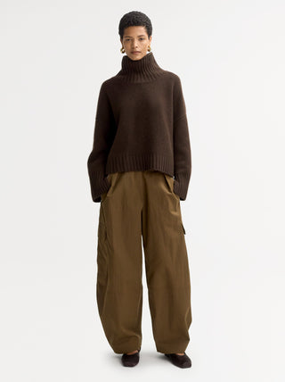 GIRLFRIEND TURTLENECK - MOCHA