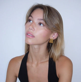 RIBBED EARRINGS