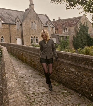 IONA SHORT - BLACK