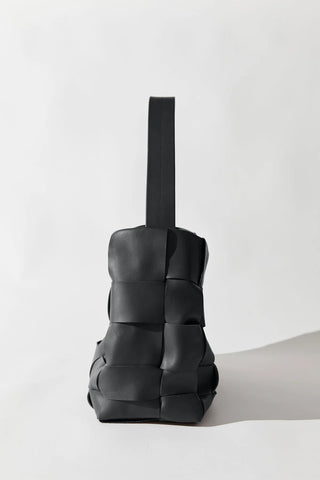 WOVEN LARGE TOTE - BLACK
