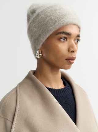 BRUSHED BEANIE - GREIGE